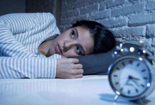 Ύπνος: Γιατί ξυπνάμε μεταξύ 3 και 5 το πρωί;