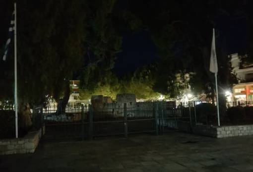 «Ο τάφος του Βασιλιά Λεωνίδα μέσα στο έρεβος»