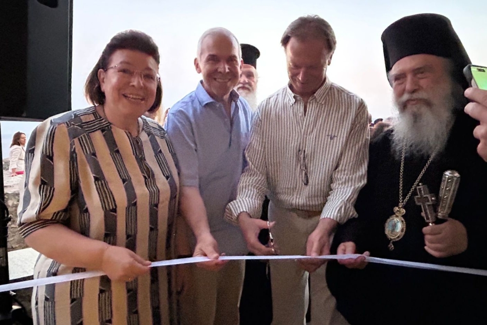 &Pi;&alpha;&rho;ό&nu;&tau;&epsilon;&sigmaf; &sigma;&tau;&alpha; &epsilon;&gamma;&kappa;&alpha;ί&nu;&iota;&alpha;, &alpha;&pi;ό&nu;&tau;&epsilon;&sigmaf; &sigma;&tau;&alpha; &laquo;&kappa;&lambda;&iota;&kappa;&raquo;