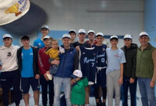 Πανηγύρισαν την αήττητη πρωτιά  οι Παίδες του ΑΠΟΕΛ στο μπάσκετ