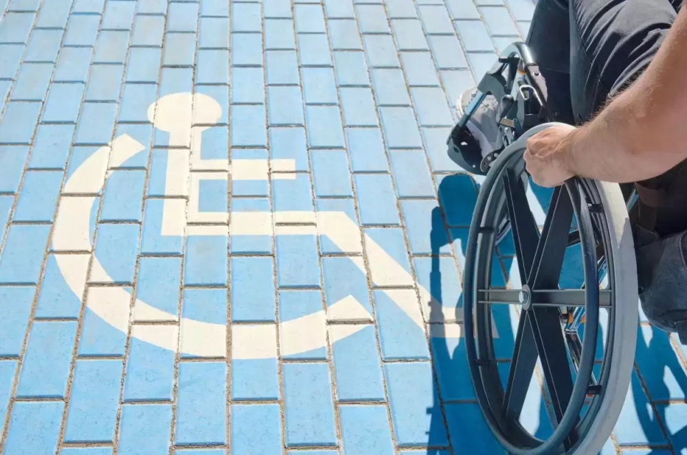 &Pi;&alpha;&rho;ά&tau;&alpha;&xi;&eta; &Pi;&alpha;&upsilon;&lambda;ά&kappa;&eta; &gamma;&iota;&alpha; &Eta;&mu;έ&rho;&alpha; &Alpha;&mu;&epsilon;&Alpha;: &laquo;&Gamma;&iota;&alpha; έ&nu;&alpha;&nu; &Delta;ή&mu;&omicron; &Epsilon;&upsilon;&rho;ώ&tau;&alpha; &chi;&omega;&rho;ί&sigmaf; &alpha;&pi;&omicron;&kappa;&lambda;&epsilon;&iota;&sigma;&mu;&omicron;ύ&sigmaf; &pi;&omicron;&upsilon; &chi;&omega;&rho;ά&epsilon;&iota; ό&lambda;&omicron;&upsilon;&sigmaf;&raquo;