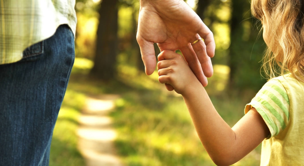 &Eta; &Epsilon;&lambda;&lambda;ά&delta;&alpha; &sigma;&tau;&iota;&sigmaf; &pi;&iota;&omicron; &alpha;&kappa;&rho;&iota;&beta;έ&sigmaf; &chi;ώ&rho;&epsilon;&sigmaf; &gamma;&iota;&alpha; &tau;&eta;&nu; &alpha;&nu;&alpha;&tau;&rho;&omicron;&phi;ή &pi;&alpha;&iota;&delta;&iota;ώ&nu;