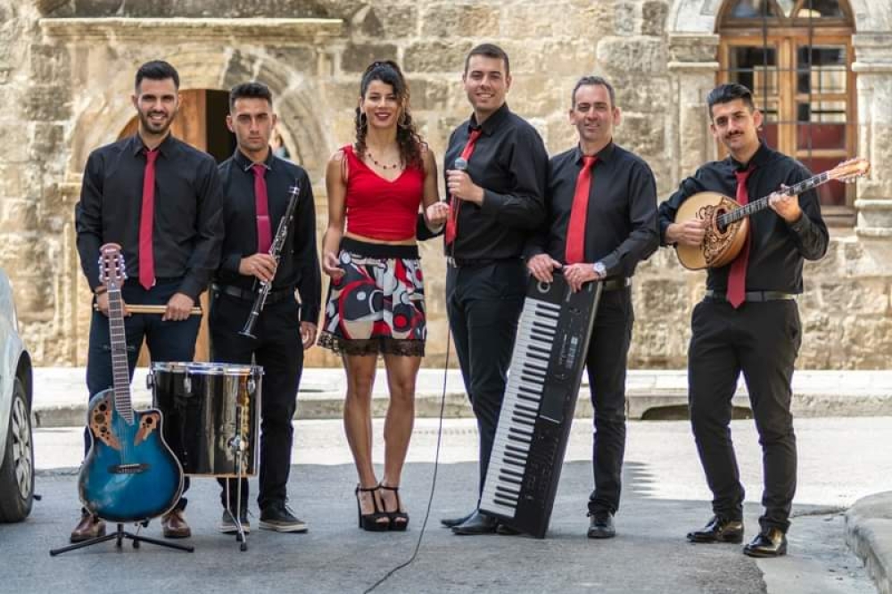 &Beta;&rho;&alpha;&delta;&iota;ά &mu;&omicron;&upsilon;&sigma;&iota;&kappa;ή&sigmaf; &sigma;&tau;&omicron; &Alpha;&sigma;&tau;έ&rho;&iota;