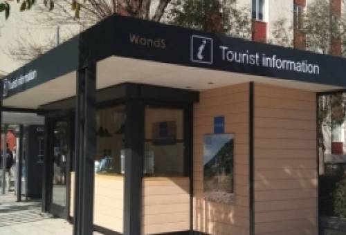 Τουριστικό περίπτερο ανοιχτό!