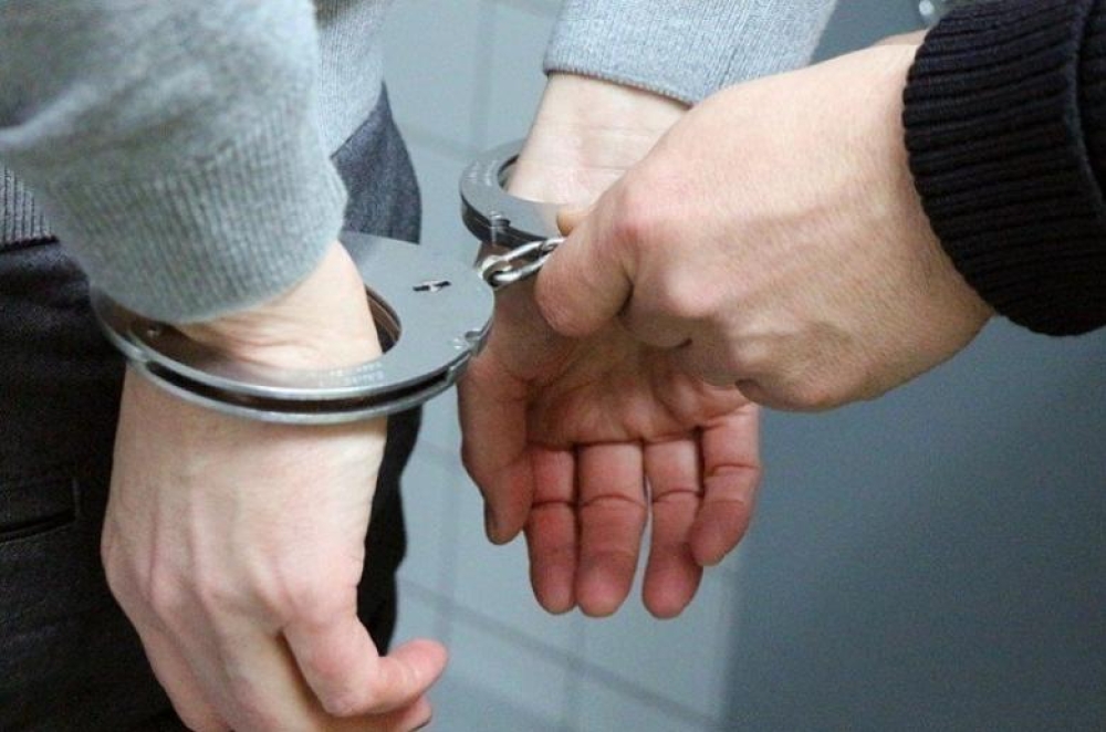 &Nu;&epsilon;&alpha;&rho;&omicron;ί έ&kappa;&lambda;&epsilon;&psi;&alpha;&nu; &gamma;&epsilon;&omega;&rho;&gamma;&iota;&kappa;ό &epsilon;&rho;&gamma;&alpha;&lambda;&epsilon;ί&omicron; &kappa;&alpha;&iota; &pi;&epsilon;&tau;&rho;έ&lambda;&alpha;&iota;&omicron; &alpha;&pi;ό &chi;&omega;&rho;&iota;ά &tau;&eta;&sigmaf; &Sigma;&pi;ά&rho;&tau;&eta;&sigmaf;