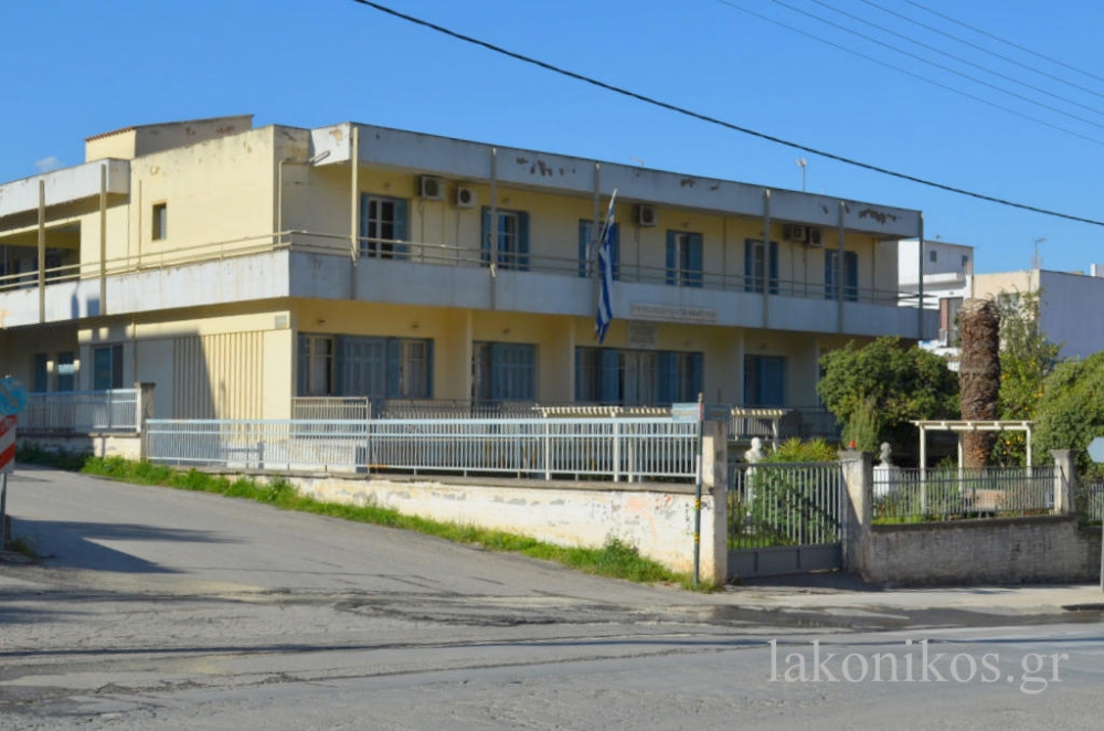 &Nu;&omicron;&sigma;&eta;&lambda;&epsilon;&upsilon;&tau;έ&sigmaf; &pi;&rho;&omicron;&sigma;&lambda;&alpha;&mu;&beta;ά&nu;&epsilon;&iota; &tau;&omicron; &Gamma;&eta;&rho;&omicron;&kappa;&omicron;&mu;&epsilon;ί&omicron; &Sigma;&pi;ά&rho;&tau;&eta;&sigmaf;