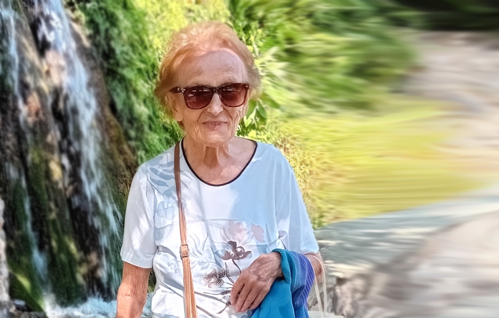 &Alpha;&pi;&omicron;&chi;&alpha;&iota;&rho;&epsilon;&tau;ώ&nu;&tau;&alpha;&sigmaf; &tau;&eta;&nu; Έ&lambda;&epsilon;&nu;&alpha; &Sigma;&tau;&epsilon;&phi;&alpha;&nu;&omicron;&pi;&omicron;ύ&lambda;&omicron;&upsilon;