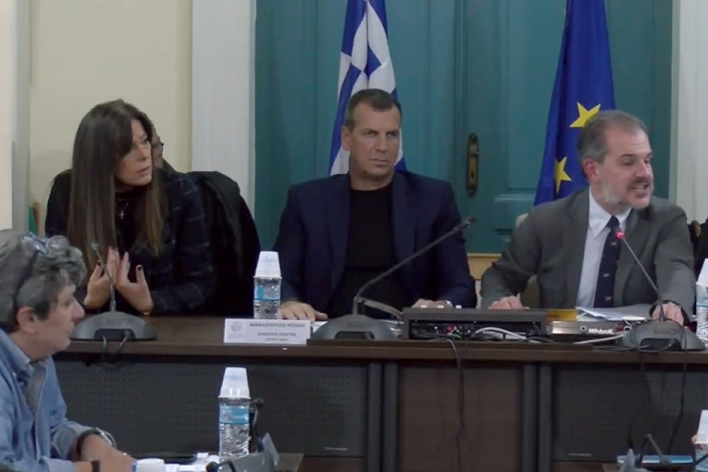 &Tau;&alpha; &epsilon;ί&pi;&epsilon; ό&lambda;&alpha; &sigma;&tau;&omicron; &tau;έ&lambda;&omicron;&sigmaf; &kappa;&alpha;&iota; &delta;&epsilon;&nu; &epsilon;ί&pi;&epsilon; &tau;ί&pi;&omicron;&tau;&alpha;