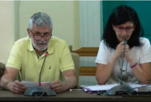 Όταν η κριτική πιάνει τόπο...