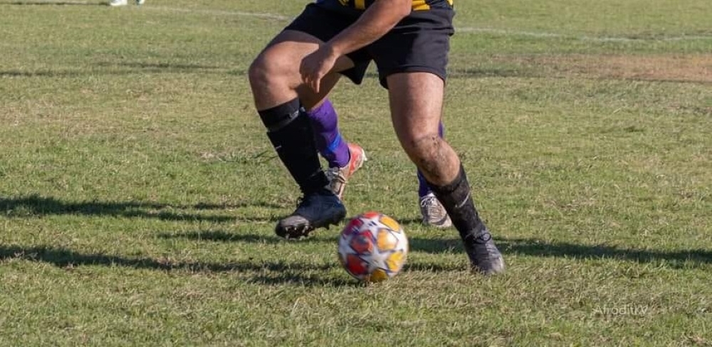 &Beta;΄ &Kappa;&alpha;&tau;&eta;&gamma;&omicron;&rho;ί&alpha; &Lambda;&alpha;&kappa;&omega;&nu;ί&alpha;&sigmaf;: &laquo;&Tau;&rho;ί&alpha; &sigma;&tau;&alpha; &tau;&rho;ί&alpha;&raquo; &gamma;&iota;&alpha; &tau;&omicron;&nu; &Pi;&Alpha;&Sigma; &Sigma;&pi;ά&rho;&tau;&eta;&sigmaf; &Beta;΄, 3 &omicron;&mu;ά&delta;&epsilon;&sigmaf; &mu;&omicron;&iota;&rho;ά&zeta;&omicron;&nu;&tau;&alpha;&iota; &tau;&eta; 2&eta; &theta;έ&sigma;&eta;