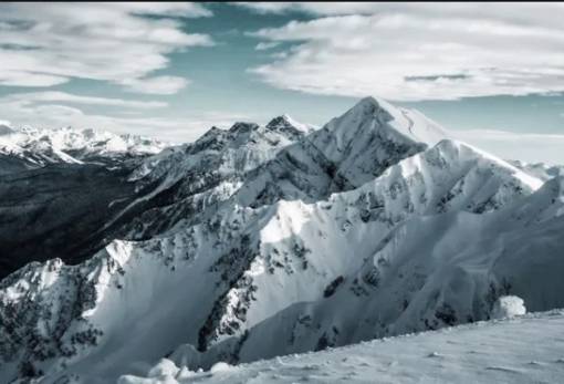 Ελβετία και Ιταλία επαναχαράσσουν σύνορα εξαιτίας των παγετώνων που λιώνουν