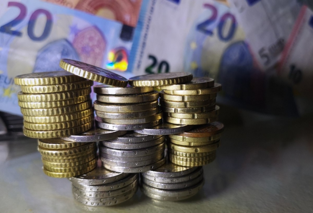 &Tau;&iota; &alpha;&lambda;&lambda;ά&zeta;&epsilon;&iota; &sigma;&tau;&iota;&sigmaf; &alpha;&sigma;&phi;&alpha;&lambda;&iota;&sigma;&tau;&iota;&kappa;έ&sigmaf; &epsilon;&iota;&sigma;&phi;&omicron;&rho;έ&sigmaf; &tau;&omega;&nu; &mu;&eta; &mu;&iota;&sigma;&theta;&omega;&tau;ώ&nu;