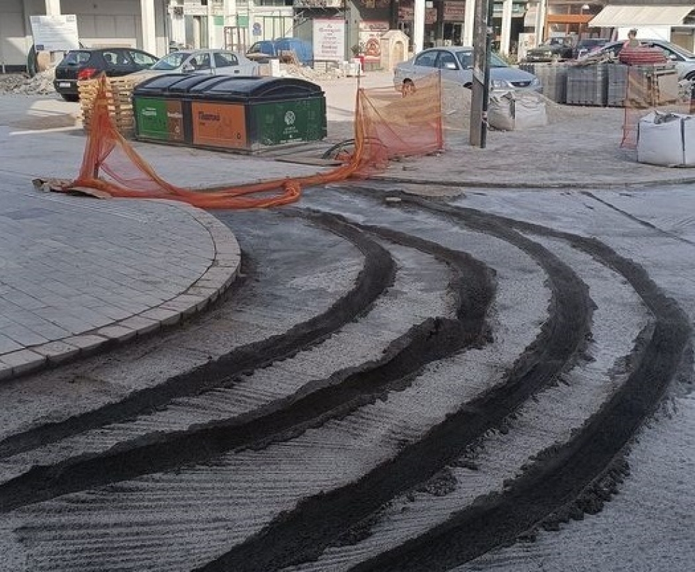 &Pi;&omicron;&iota;&omicron;&sigmaf; &pi;ά&tau;&eta;&sigma;&epsilon; &tau;&omicron; &phi;&rho;έ&sigma;&kappa;&omicron; &tau;&sigma;&iota;&mu;έ&nu;&tau;&omicron; έ&xi;&omega; &alpha;&pi;&rsquo; &tau;&omicron;&upsilon; &Mu;ό&rho;&phi;&eta;, &sigma;&tau;&omicron; Open Mall &Sigma;&pi;ά&rho;&tau;&eta;&sigmaf;; (&Phi;&Omega;&Tau;&Omicron;)