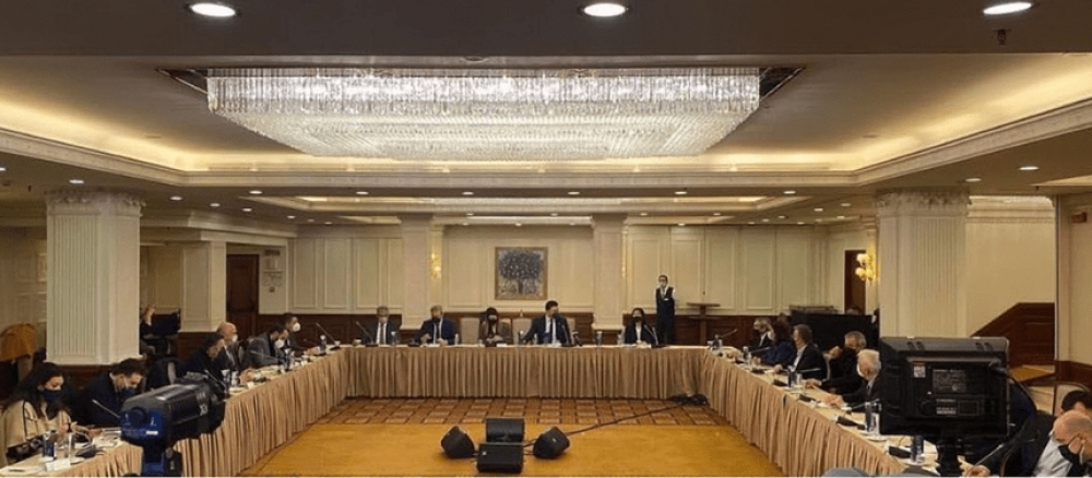 &Alpha;&iota;&sigma;&iota;&omicron;&delta;&omicron;&xi;&epsilon;ί &eta; &Pi;&epsilon;&rho;&iota;&phi;έ&rho;&epsilon;&iota;&alpha; &Pi;&epsilon;&lambda;&omicron;&pi;&omicron;&nu;&nu;ή&sigma;&omicron;&upsilon; &gamma;&iota;&alpha; &tau;&eta; &phi;&epsilon;&tau;&iota;&nu;ή &tau;&omicron;&upsilon;&rho;&iota;&sigma;&tau;&iota;&kappa;ή &pi;&epsilon;&rho;ί&omicron;&delta;&omicron;