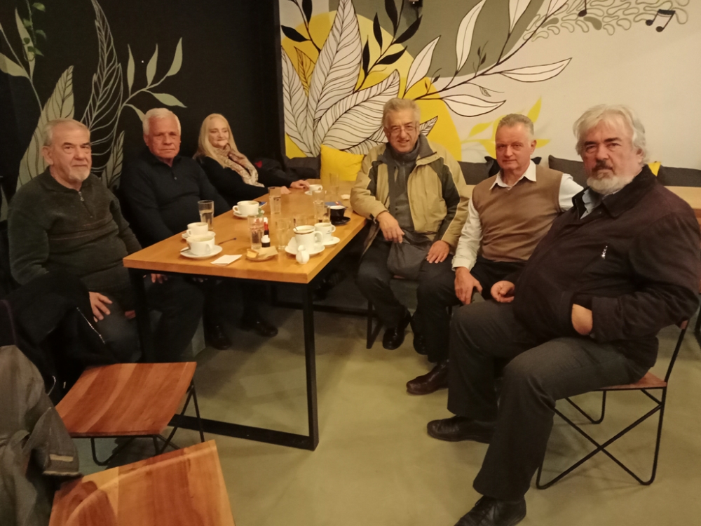 &Tau;&eta;&nu; &pi;ί&tau;&alpha; &tau;&omicron;&upsilon;&sigmaf; έ&kappa;&omicron;&psi;&alpha;&nu; &omicron;&iota; &Phi;ί&lambda;&omicron;&iota; &Sigma;&tau;έ&lambda;&iota;&omicron;&upsilon; &Kappa;&alpha;&zeta;&alpha;&nu;&tau;&zeta;ί&delta;&eta; &Lambda;&alpha;&kappa;&omega;&nu;ί&alpha;&sigmaf;