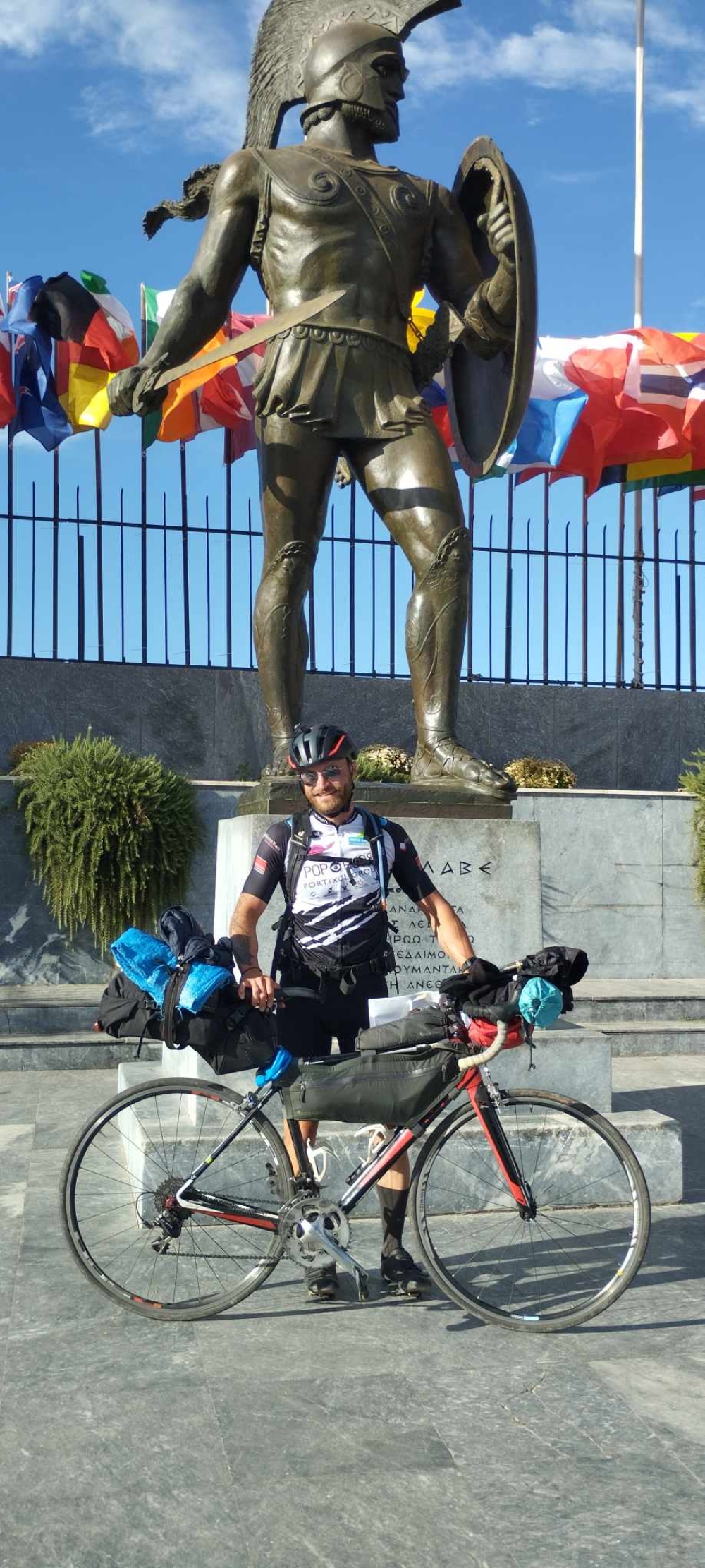 &Pi;&omicron;&delta;ή&lambda;&alpha;&tau;&omicron; έ&mu;&phi;&omicron;&rho;&tau;&omicron; &sigma;&tau;&omicron;&rho;&gamma;ή &gamma;&iota;&alpha; &tau;&alpha; &zeta;ώ&alpha; ή&rho;&theta;&epsilon; &alpha;&pi;ό &Alpha;&upsilon;&sigma;&tau;&rho;ί&alpha; &sigma;&tau;&eta; &Sigma;&pi;ά&rho;&tau;&eta;