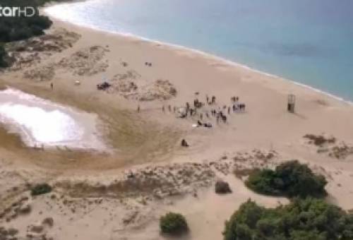 Σάλος για τα γυρίσματα το GNTM με τζιπ σε παραλία NATURA στην Ελαφόνησο