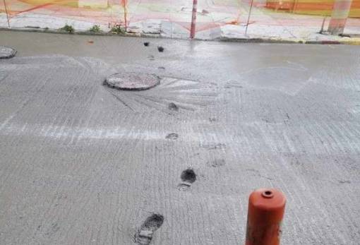 Τι νούμερο παπούτσι φοράς;