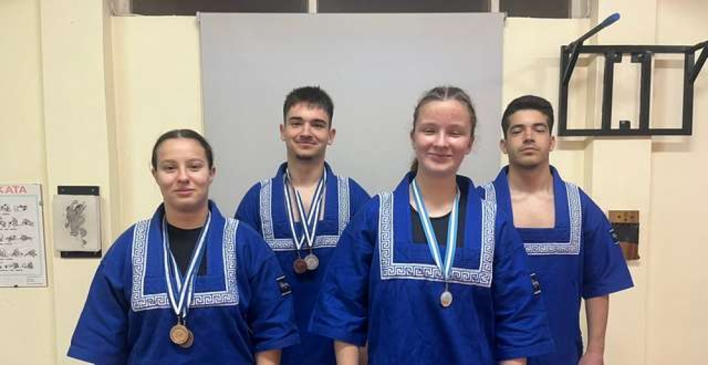 &Sigma;&upsilon;&lambda;&lambda;έ&kappa;&tau;&eta;&sigmaf; &mu;&epsilon;&tau;&alpha;&lambda;&lambda;ί&omega;&nu; &omicron; &Alpha;&Sigma; &Mu;&omicron;&nu;&epsilon;&mu;&beta;&alpha;&sigma;ί&alpha;&sigmaf;  &sigma;&tau;&omicron; &Pi;&alpha;&nu;&epsilon;&lambda;&lambda;ή&nu;&iota;&omicron; &Pi;&alpha;&gamma;&kappa;&rho;&alpha;&tau;ί&omicron;&upsilon;