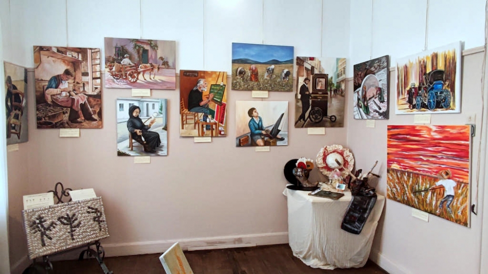 &Sigma;&upsilon;&nu;&epsilon;&chi;ί&zeta;&epsilon;&tau;&alpha;&iota; &tau;&omicron; &laquo;&tau;&alpha;&xi;ί&delta;&iota; &sigma;&tau;&omicron; &chi;&rho;ό&nu;&omicron;&raquo; &mu;&epsilon; &pi;&alpha;&lambda;&alpha;&iota;ά &epsilon;&pi;&alpha;&gamma;&gamma;έ&lambda;&mu;&alpha;&tau;&alpha; &sigma;&tau;&eta; &Sigma;&pi;ά&rho;&tau;&eta; (&Phi;&Omega;&Tau;&Omicron;)