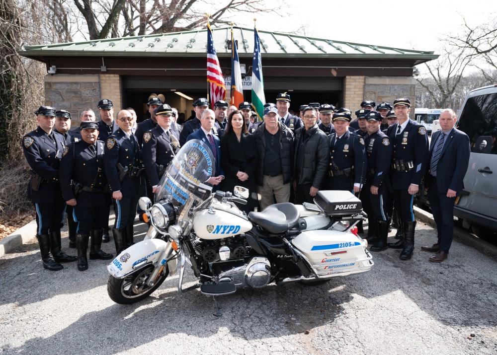Έ&nu;&alpha;&nu; &chi;&rho;ό&nu;&omicron; &mu;&epsilon;&tau;ά, &laquo;ά&sigma;&beta;&epsilon;&sigma;&tau;&eta;&raquo; &eta; &mu;&nu;ή&mu;&eta; &tau;&omicron;&upsilon; &Alpha;&nu;&alpha;&sigma;&tau;ά&sigma;&iota;&omicron;&upsilon; &sigma;&tau;&iota;&sigmaf; &Eta;&Pi;&Alpha;&hellip;