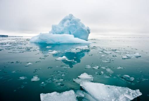 Πώς το λιώσιμο των πάγων «ξυπνά» 100 κρυμμένα ηφαίστεια της Ανταρκτικής