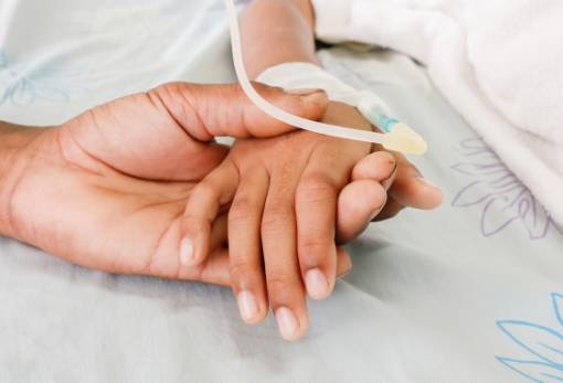 Στοιχεία σοκ: Πάνω από 3 εκατ. παιδιά πέθαναν το 2022 από λοιμώξεις που σχετίζονται με τη μικροβιακή αντοχή