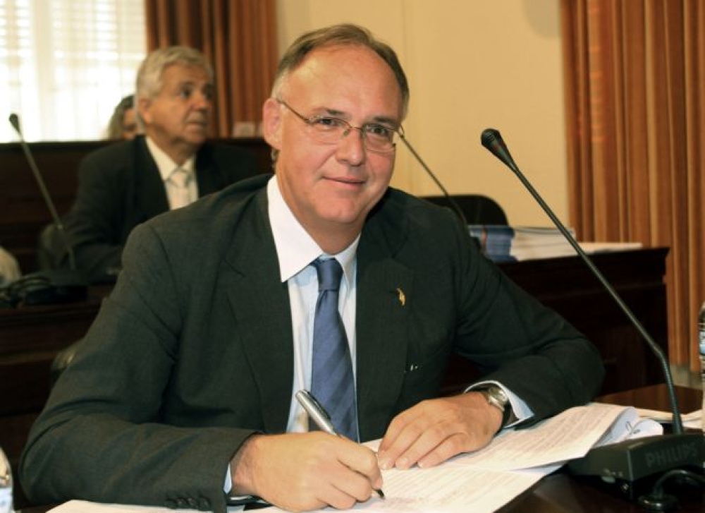 &Pi;. &Delta;&omicron;ύ&kappa;&alpha;&sigmaf;: &laquo;&Epsilon;ί&sigma;&tau;&epsilon; &tau;&omicron; &mu;έ&lambda;&lambda;&omicron;&nu; &kappa;&alpha;&iota; &eta; &epsilon;&lambda;&pi;ί&delta;&alpha; &tau;&omicron;&upsilon; &tau;ό&pi;&omicron;&upsilon; &mu;&alpha;&sigmaf;&raquo;