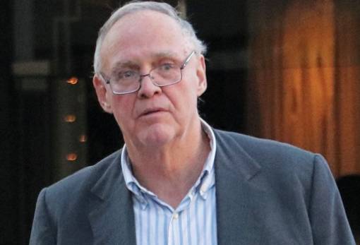 Ο Πέτρος, το αεροδρόμιο και η προσγείωση… στην πραγματικότητα