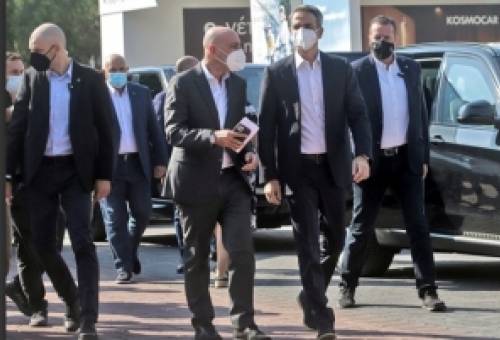 Για πρόεδρος του ΕΒΕΑ ο «σωματοφύλακας» του Κ. Μητσοτάκη, Γιάννης Μπρατάκος