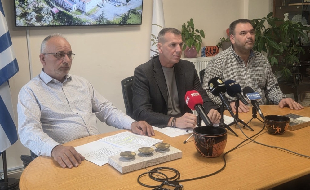 &Mu;&pi;&alpha;ί&nu;&epsilon;&iota; &eta; &omicron;&phi;&epsilon;&iota;&lambda;ό&mu;&epsilon;&nu;&eta; &tau;ά&xi;&eta; &sigma;&tau;&alpha; &kappa;&omicron;&iota;&mu;&eta;&tau;ή&rho;&iota;&alpha; &tau;&omicron;&upsilon; &Delta;. &Sigma;&pi;ά&rho;&tau;&eta;&sigmaf;