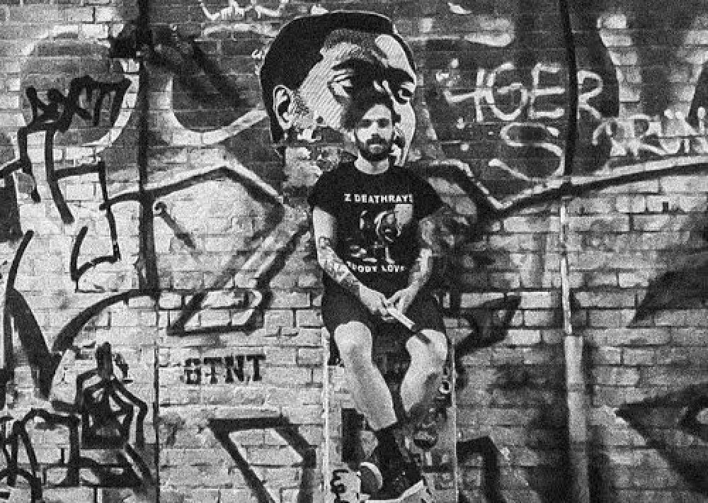 &Sigma;&kappa;&omicron;&tau;&epsilon;&iota;&nu;ή &pi;&omicron;&pi; &alpha;&iota;&sigma;&theta;&eta;&tau;&iota;&kappa;ή &kappa;&alpha;&iota; &pi;&rho;&omicron;&sigma;&omega;&pi;&iota;&kappa;έ&sigmaf; &iota;&sigma;&tau;&omicron;&rho;ί&epsilon;&sigmaf;: Έ&kappa;&theta;&epsilon;&sigma;&eta; &tau;&omicron;&upsilon; Bewild Brother &sigma;&tau;&eta;&nu; &Pi;&Epsilon;&Sigma;