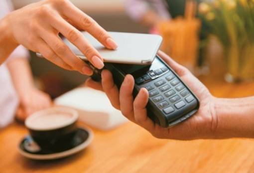 IRIS: Από 1η Νοεμβρίου χωρίς προμήθεια σε όλες τις επιχειρήσεις