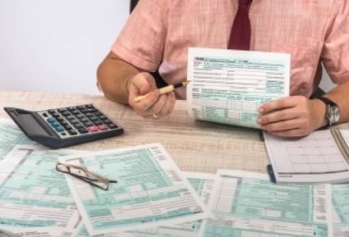 Τελειώνει ο χρόνος για τις φορολογικές δηλώσεις