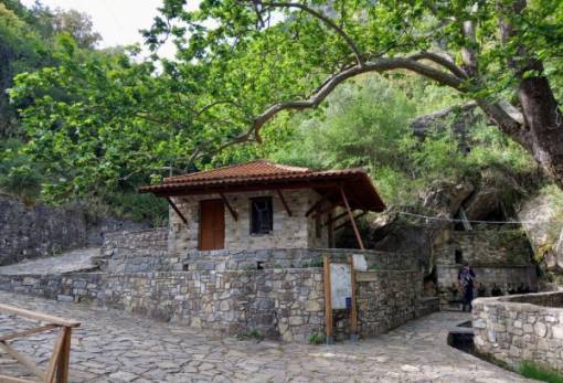 «ΒαδίΖΟΥΜΕ στη φύση» της Φάριδος  με τον ΕΟΣ Σπάρτης