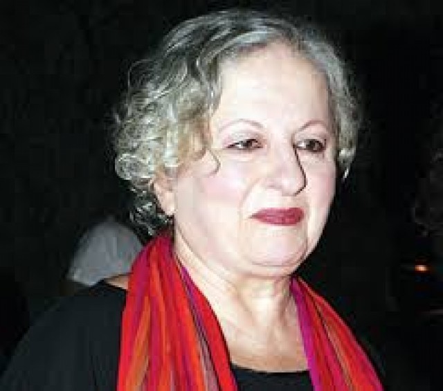 &Sigma;&tau;&omicron; &laquo;&Lambda;&Tau;&raquo; &mu;ί&lambda;&eta;&sigma;&epsilon; &eta; &Epsilon;&lambda;έ&nu;&eta; &Gamma;&epsilon;&rho;&alpha;&sigma;&iota;&mu;ί&delta;&omicron;&upsilon;