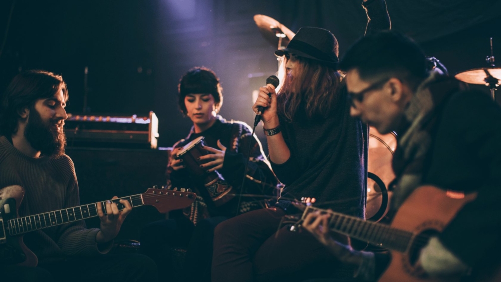 «Βραδιές Μαρμελάδας»: Τα πιο δημιουργικά jam sessions της πόλης