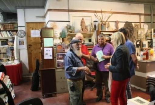 Παρουσίαση βιβλίων του Βλ. Ρασσιά στο εργαστήρι του Μιχ. Κάσση