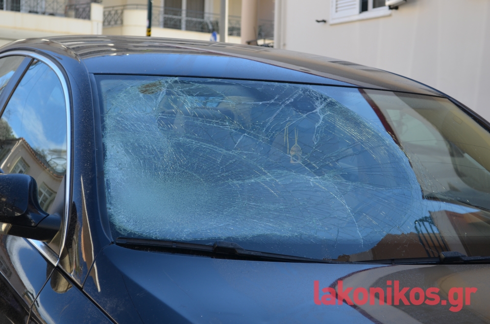 &Alpha;&upsilon;&tau;&omicron;&kappa;ί&nu;&eta;&tau;&omicron; &pi;&alpha;&rho;έ&sigma;&upsilon;&rho;&epsilon; &mu;&eta;&chi;&alpha;&nu;ά&kappa;&iota; &sigma;&tau;&eta; &Sigma;&pi;ά&rho;&tau;&eta; (&Phi;&Omega;&Tau;&Omicron;)