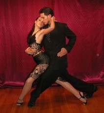 &Alpha;&rho;&gamma;&epsilon;&nu;&tau;ί&nu;&iota;&kappa;&omicron; &tau;ά&nu;&gamma;&kappa;&omicron; &sigma;&tau;&eta;&nu; &kappa;&alpha;&rho;&delta;&iota;ά &tau;&eta;&sigmaf; &Sigma;&pi;ά&rho;&tau;&eta;&sigmaf;