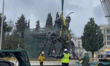 &Epsilon;&pi;έ&sigma;&tau;&rho;&epsilon;&psi;&epsilon; &sigma;&tau;&eta; &beta;ά&sigma;&eta; &tau;&omicron;&upsilon; &omicron; &laquo;&Gamma;έ&rho;&omicron;&sigmaf; &tau;&omicron;&upsilon; &Mu;&omicron;&rho;&iota;ά&raquo;