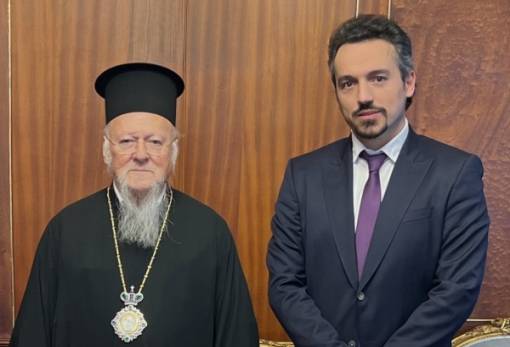 Υψηλή Πατριαρχική τιμή στον Λάκωνα Γιώργο Ντόβολο