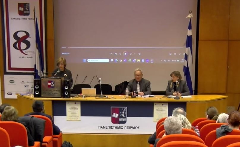 &Eta; &Sigma;&pi;ά&rho;&tau;&eta; &sigma;&tau;&omicron; &epsilon;&pi;ί&kappa;&epsilon;&nu;&tau;&rho;&omicron; &tau;&eta;&sigmaf; &Pi;&omicron;&lambda;&iota;&tau;&iota;&sigma;&tau;&iota;&kappa;ή&sigmaf; &Delta;&iota;&pi;&lambda;&omega;&mu;&alpha;&tau;ί&alpha;&sigmaf;