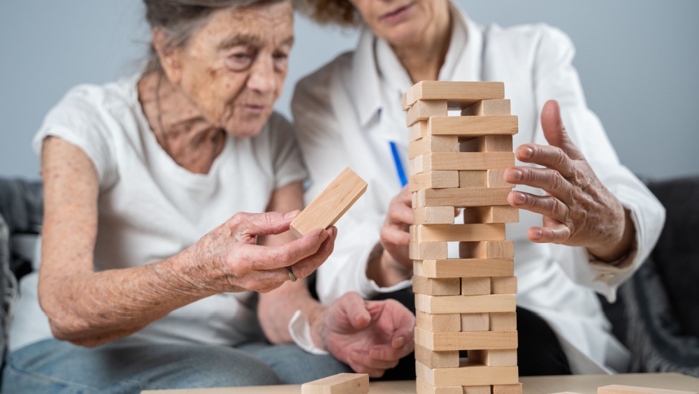 &Kappa;&omicron;&nu;&tau;ά &sigma;&tau;&eta; &theta;&epsilon;&rho;&alpha;&pi;&epsilon;ί&alpha; &tau;&eta;&sigmaf; ά&nu;&omicron;&iota;&alpha;&sigmaf; &omicron;&iota; &epsilon;&pi;&iota;&sigma;&tau;ή&mu;&omicron;&nu;&epsilon;&sigmaf;