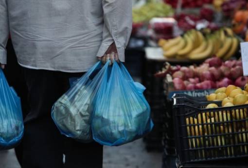 Αναστέλλεται η απεργία στις λαϊκές αγορές