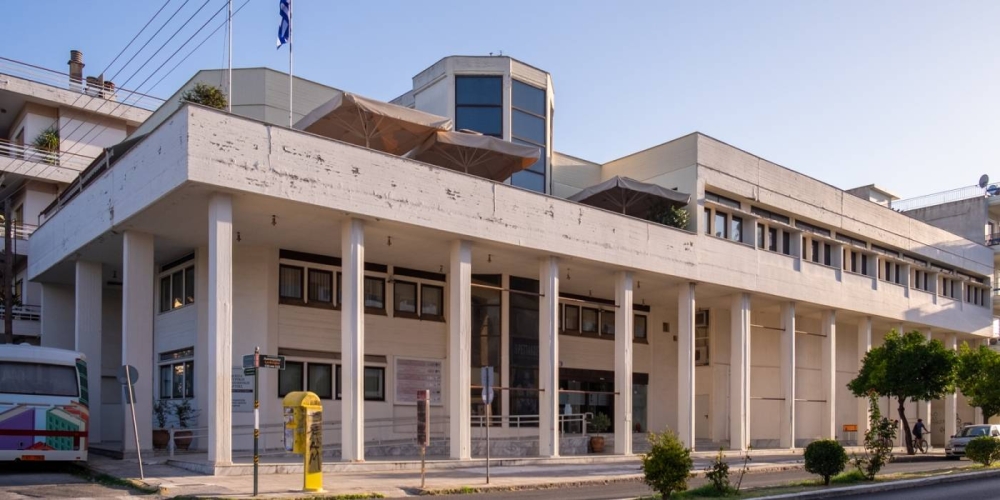 &Epsilon;&rho;&gamma;&alpha;&sigma;&tau;ή&rho;&iota;&omicron; &gamma;&iota;&alpha; &tau;&eta;&nu; &Alpha;&mu;&epsilon;&rho;&iota;&kappa;&alpha;&nu;&iota;&kappa;ή &kappa;&alpha;&iota; &Epsilon;&lambda;&lambda;&eta;&nu;&iota;&kappa;ή &Epsilon;&pi;&alpha;&nu;ά&sigma;&tau;&alpha;&sigma;&eta; &sigma;&tau;&eta; &Delta;&eta;&mu;ό&sigma;&iota;&alpha; &Kappa;&epsilon;&nu;&tau;&rho;&iota;&kappa;ή &Beta;&iota;&beta;&lambda;&iota;&omicron;&theta;ή&kappa;&eta; &Sigma;&pi;ά&rho;&tau;&eta;&sigmaf;