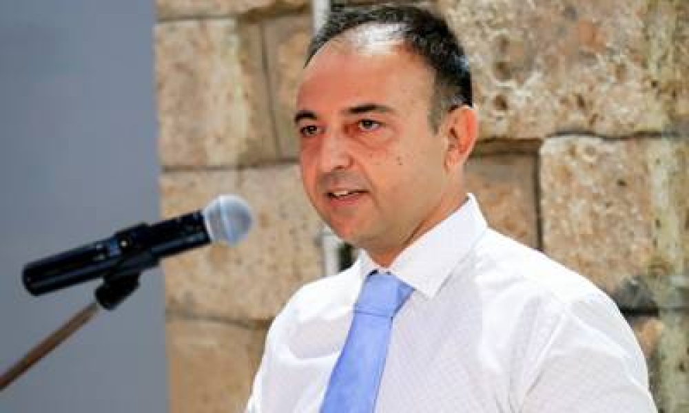 &Pi;&alpha;&rho;&alpha;ί&tau;&eta;&sigma;&eta; &ndash; &beta;ό&mu;&beta;&alpha; &sigma;&tau;&omicron;&nu; &Delta;ή&mu;&omicron; &Epsilon;&upsilon;&rho;ώ&tau;&alpha;