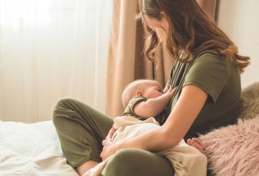 Θηλασμός: Διαβατήριο για καλές επιδόσεις στις σχολικές εξετάσεις