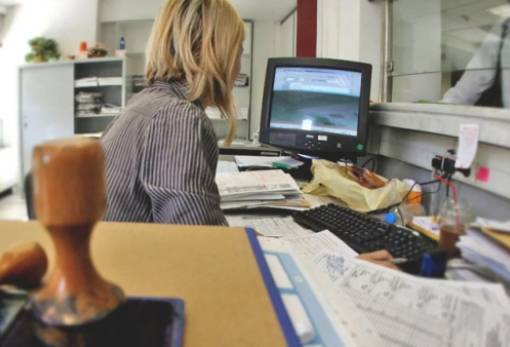 Οι πρώτες «σκιές» στη διαδικασία των φορολογικών δηλώσεων