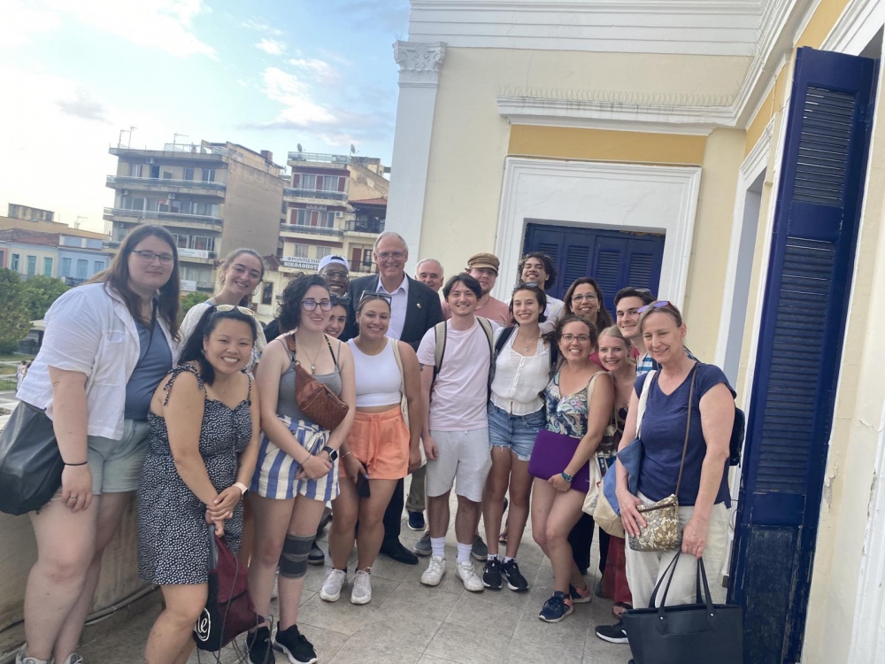 &Tau;&eta; &Sigma;&pi;ά&rho;&tau;&eta; &epsilon;&pi;&iota;&sigma;&kappa;έ&phi;&theta;&eta;&kappa;&alpha;&nu; &phi;&omicron;&iota;&tau;&eta;&tau;έ&sigmaf; &alpha;&pi;ό &Pi;&alpha;&nu;&epsilon;&pi;&iota;&sigma;&tau;ή&mu;&iota;&alpha; &tau;&eta;&sigmaf; &Alpha;&mu;&epsilon;&rho;&iota;&kappa;ή&sigmaf;